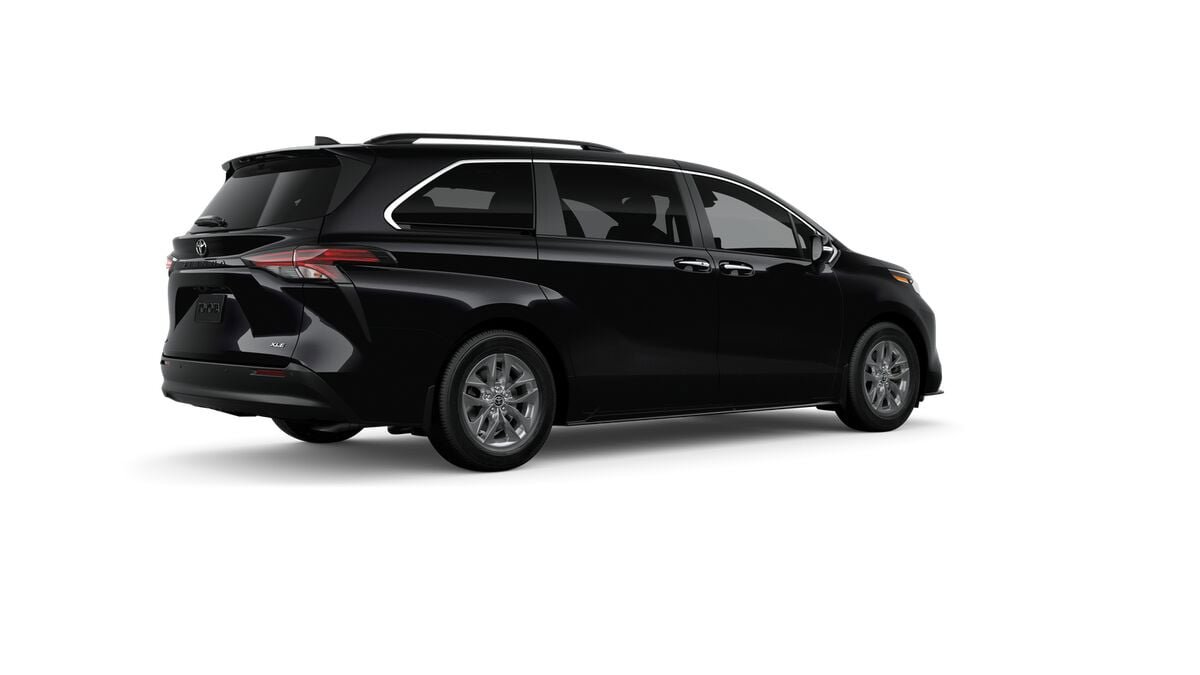 New 2026 Toyota Sienna XLE FWD image 10