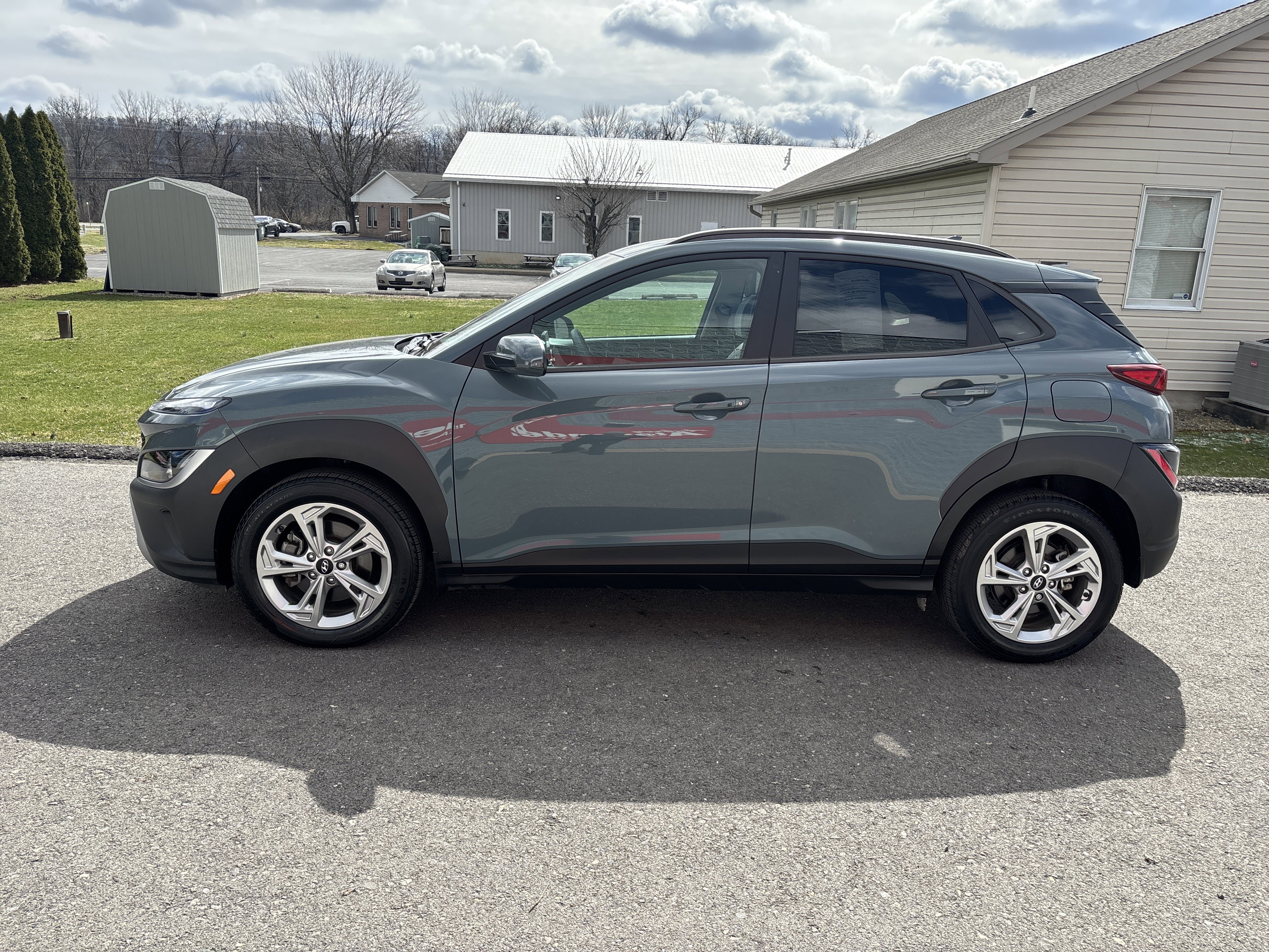 Used 2022 Hyundai Kona SEL image 7