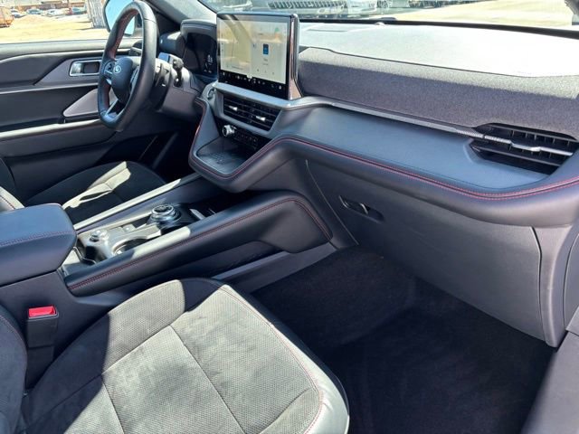 Used 2025 Ford Explorer ST image 22