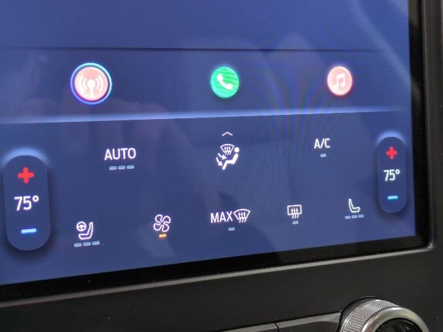 Used 2023 Ford Edge Titanium image 9