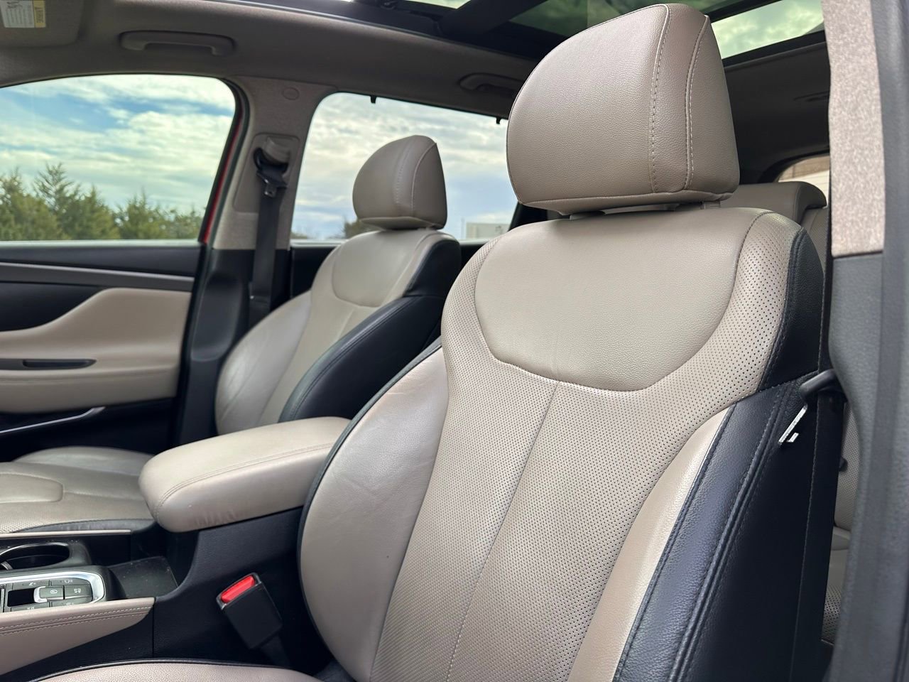 Used 2020 Hyundai Santa Fe Limited image 21