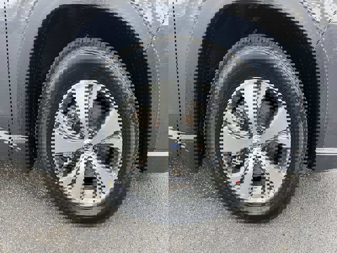 Used 2023 Subaru Ascent Premium w/ Convenience Package image 13