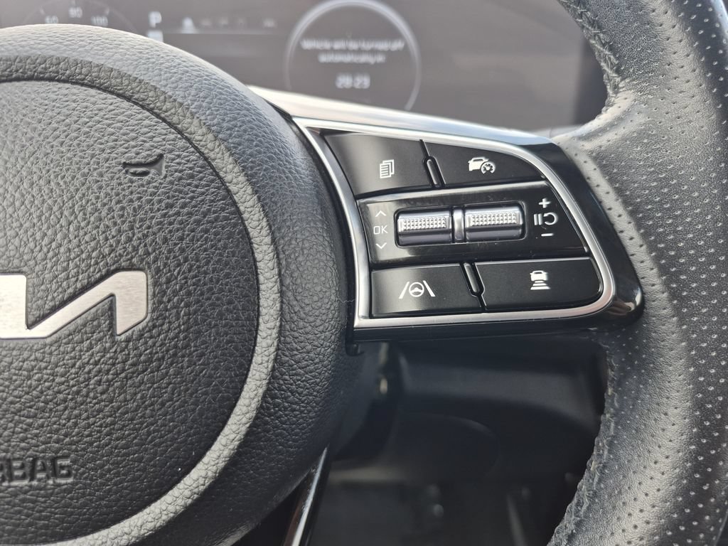 Certified 2024 Kia Seltos SX w/ SX Sunroof Package AWD/4WD image 19