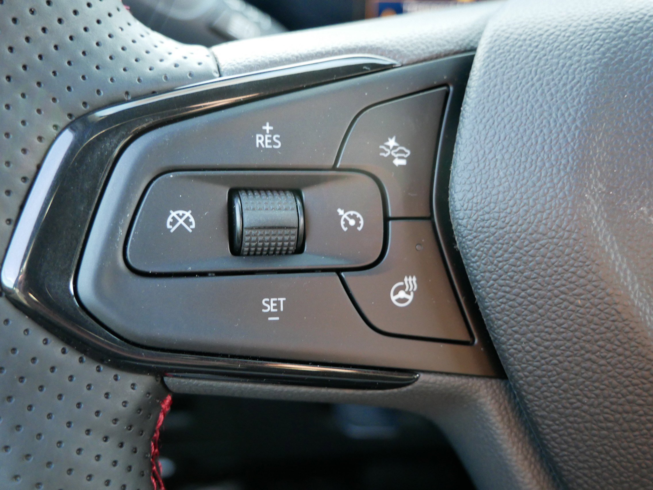 New 2026 Chevrolet TrailBlazer RS w/ Convenience Package image 24