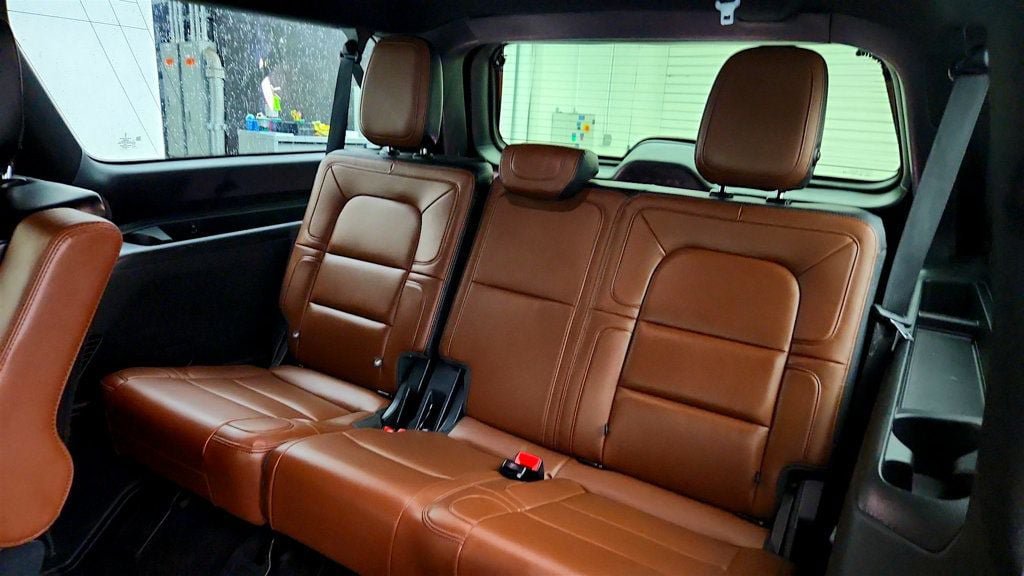 Used 2024 Lincoln Navigator L Reserve AWD/4WD image 21