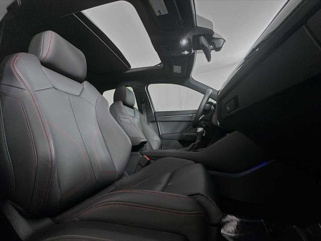 Certified 2025 Audi Q3 2.0T Premium Plus w/ Premium Plus Package image 27
