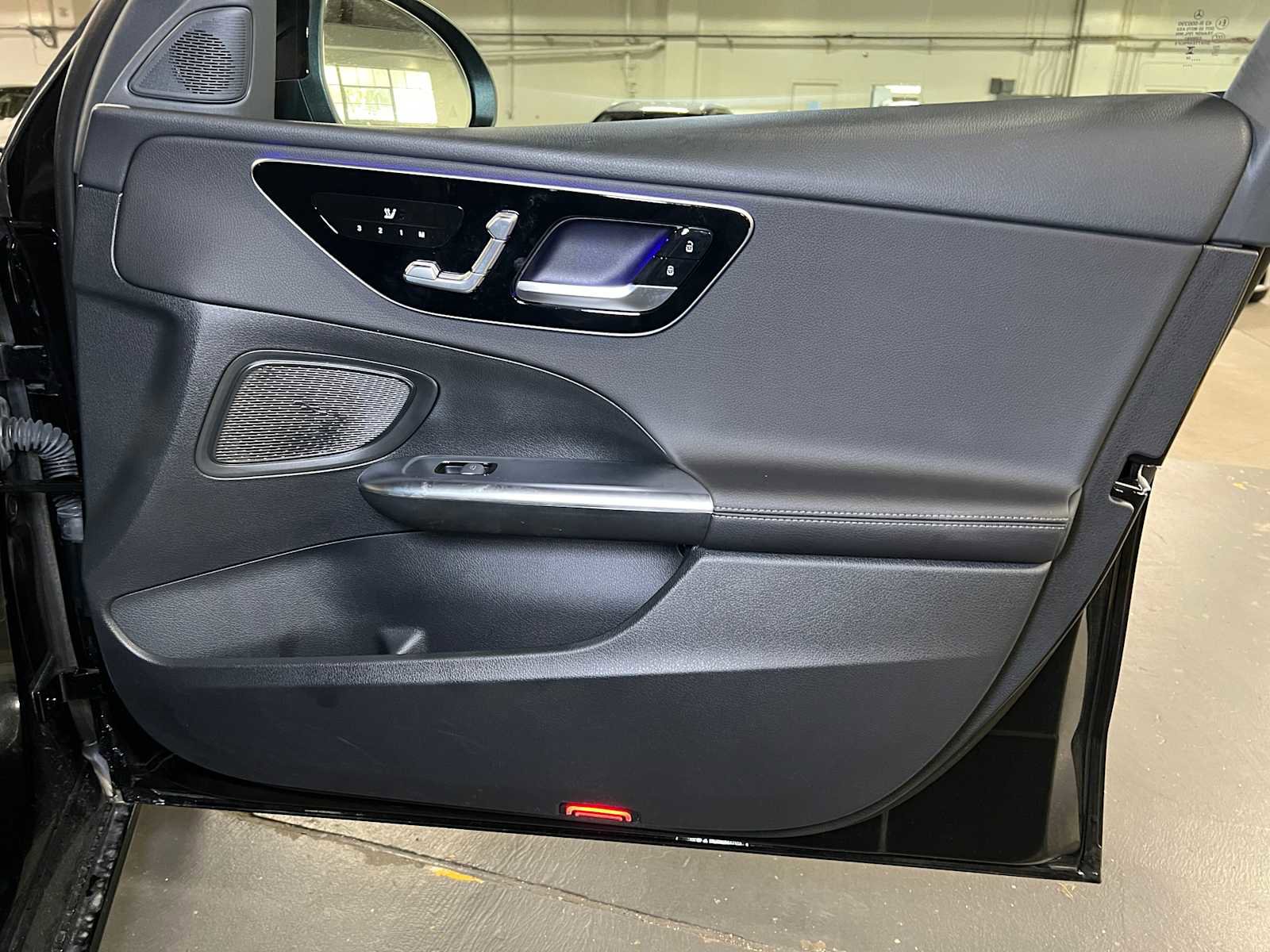 Used 2024 Mercedes-Benz C 300 4MATIC Sedan image 10