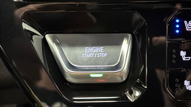 Used 2025 GMC Sierra 3500 Denali Ultimate AWD/4WD image 22