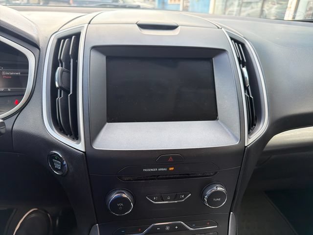 Used 2018 Ford Edge SEL w/ Equipment Group 201A FWD image 18