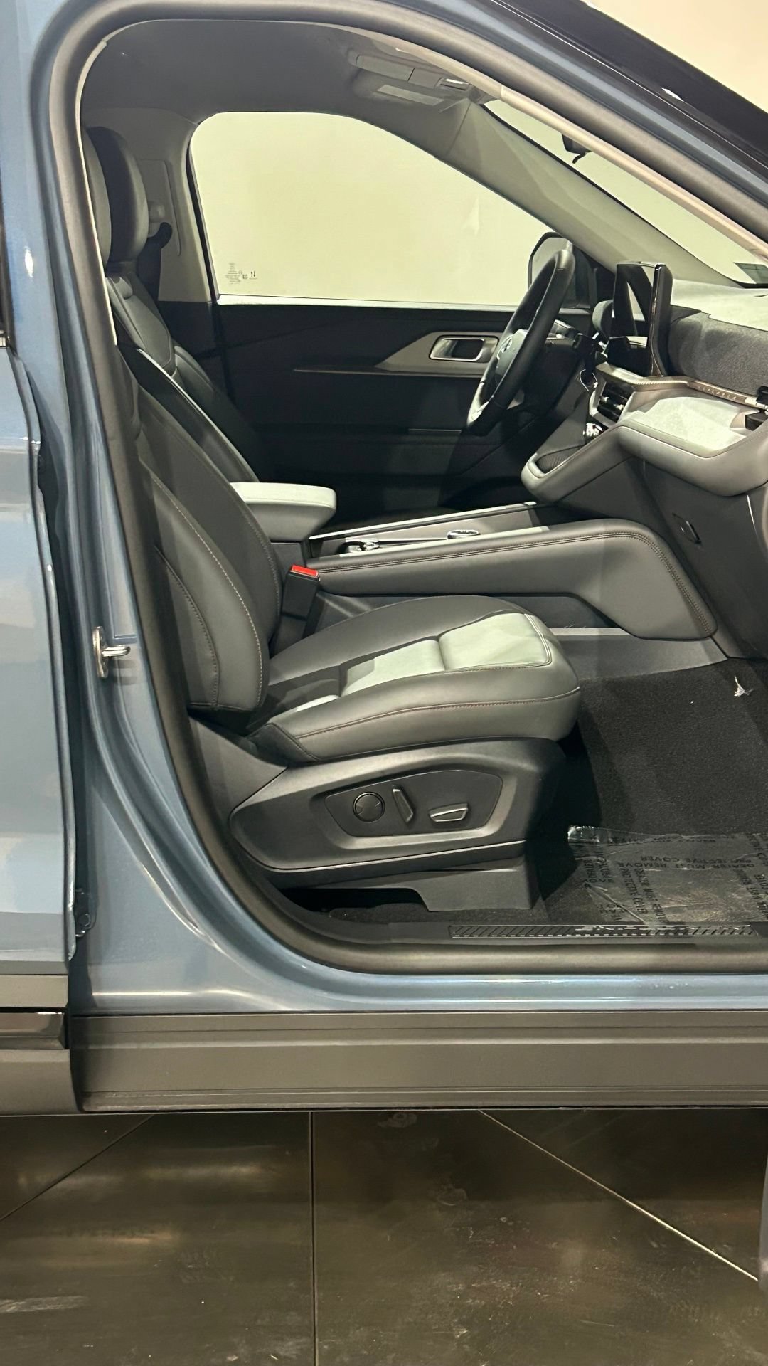 New 2026 Ford Explorer Active w/ Active Comfort Package AWD/4WD image 62