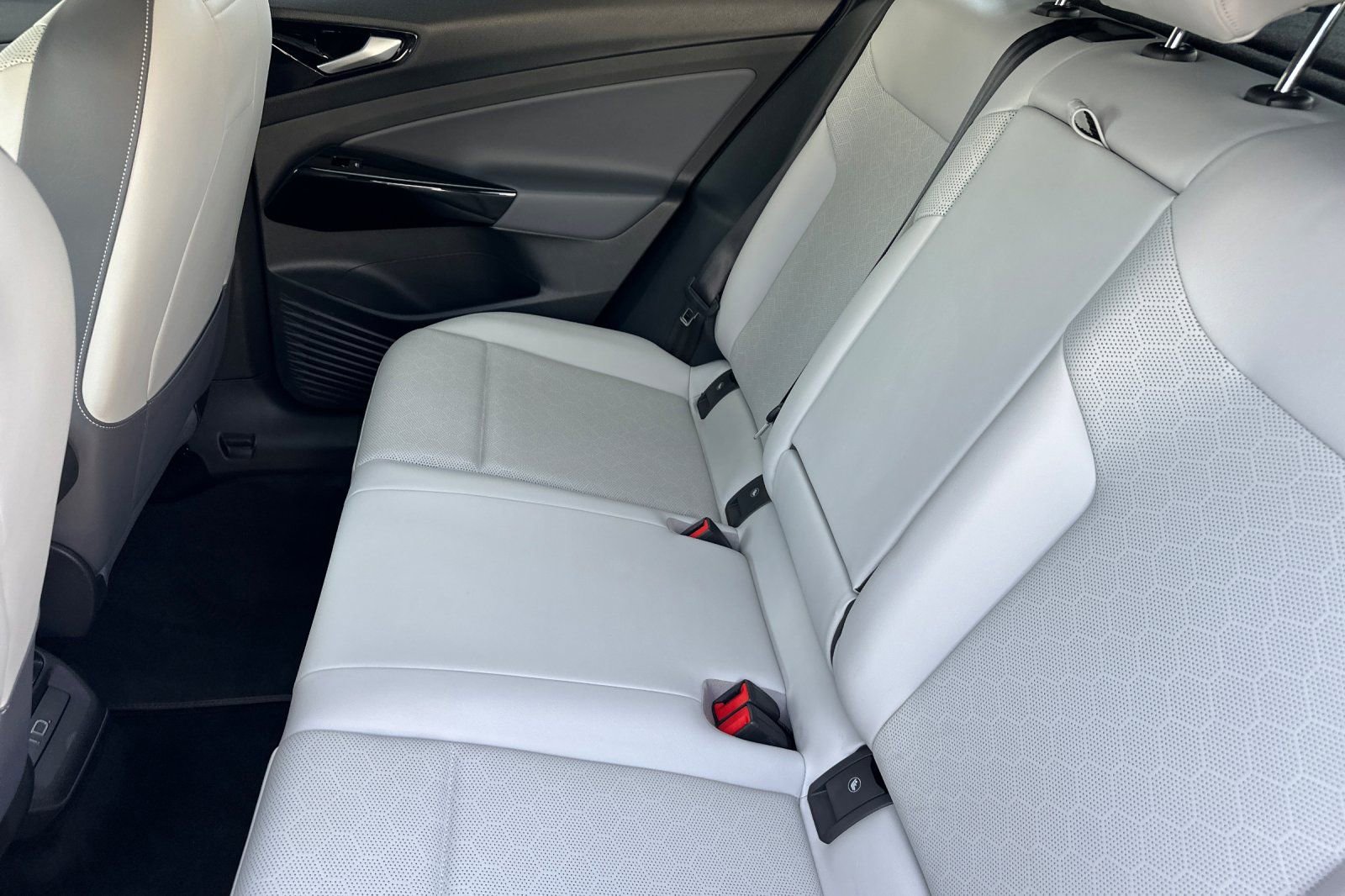 Certified 2022 Volkswagen ID.4 Pro S image 12