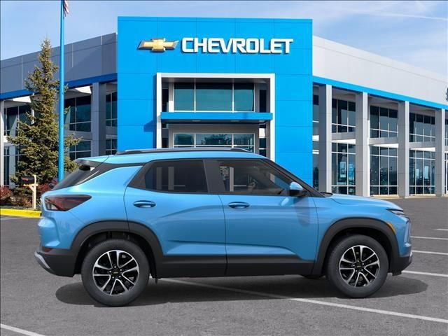 New 2026 Chevrolet TrailBlazer LT w/ Driver Confidence Package FWD image 5