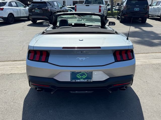Used 2025 Ford Mustang EcoBoost image 3