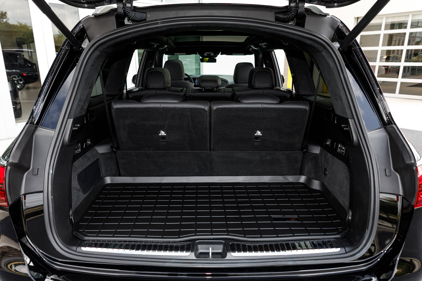 Used 2025 Mercedes-Benz GLS 63 AMG 4MATIC image 29