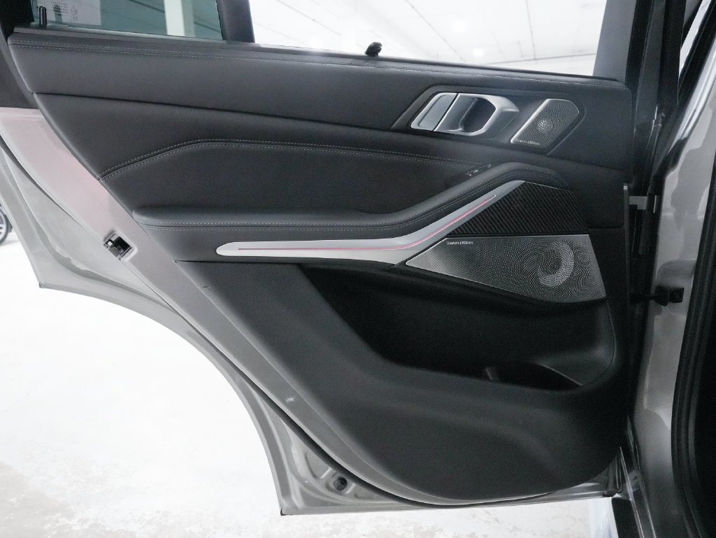 Used 2023 BMW X5 M w/ Executive Package AWD/4WD image 37