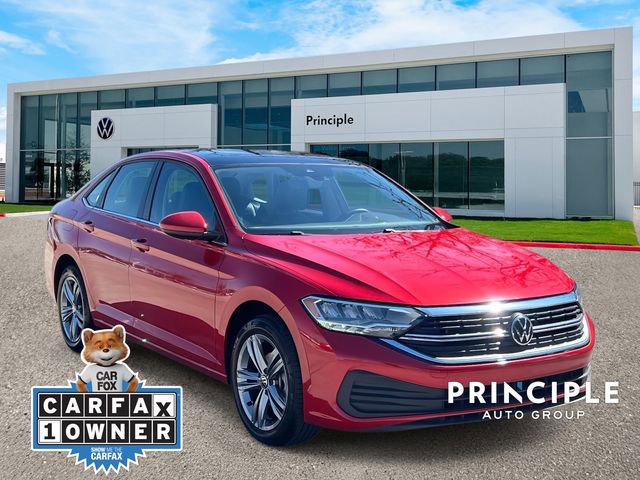Used 2023 Volkswagen Jetta SE w/ Panoramic Sunroof Package FWD image 3