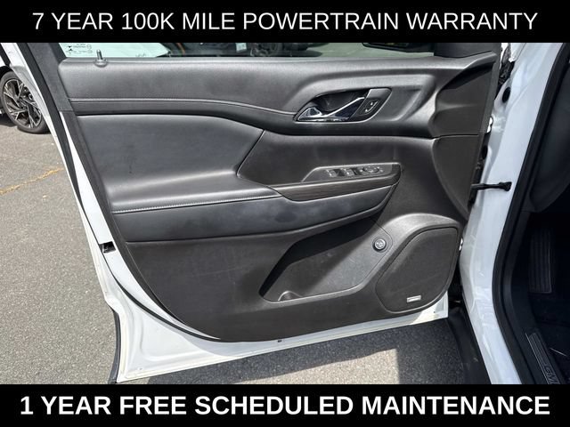 Used 2020 GMC Acadia SLT FWD image 13
