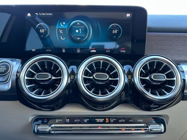 Certified 2022 Mercedes-Benz GLB 250 4MATIC w/ Premium Package Lite image 21