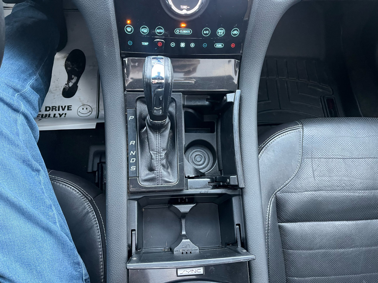 Used 2018 Ford Taurus SHO w/ Driver Assist Package image 17