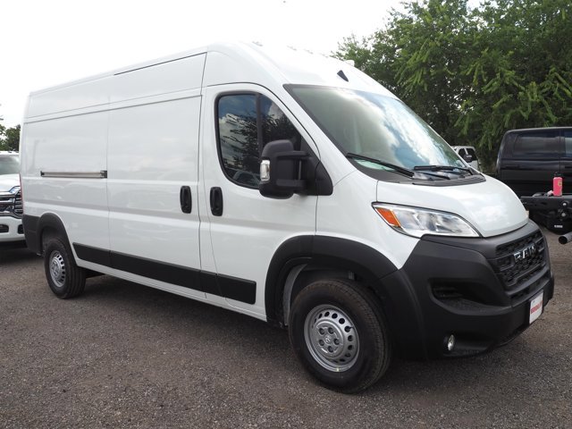 New 2026 RAM ProMaster 2500 w/ Convenience Group image 3