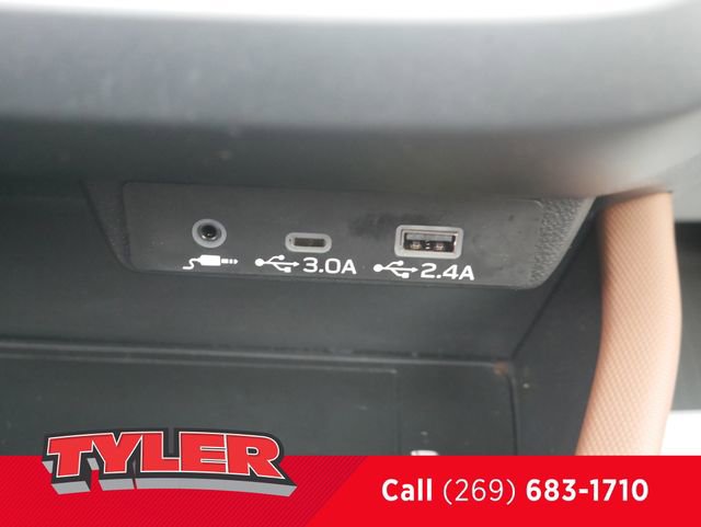 Used 2025 Subaru Forester Touring AWD/4WD image 34