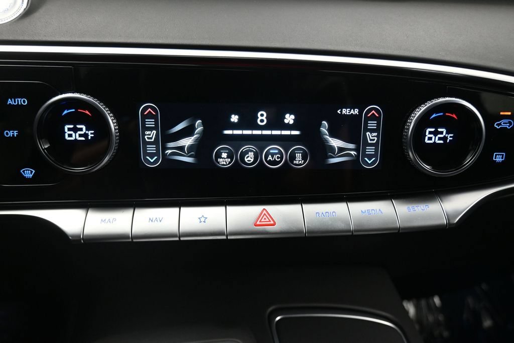 Used 2025 Genesis Electrified GV70 w/ Prestige Package AWD/4WD image 18