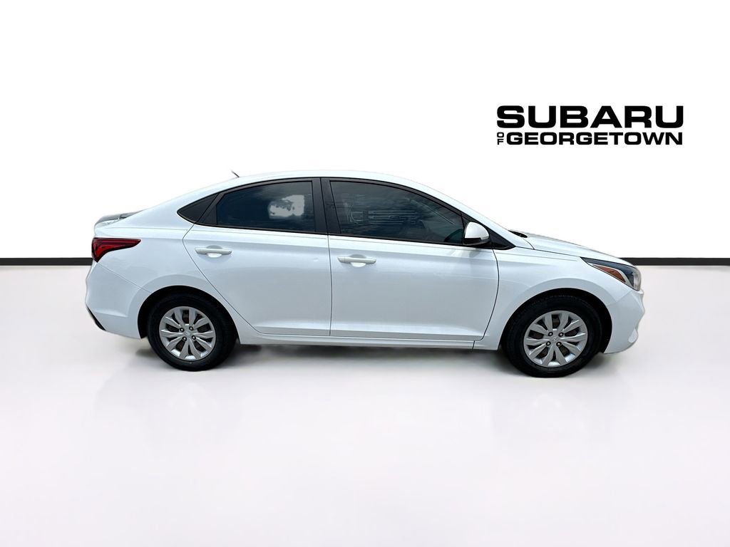 Used 2021 Hyundai Accent SE FWD image 8
