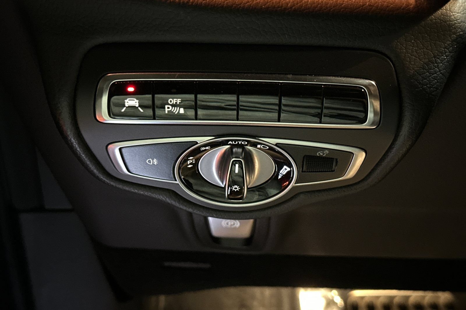 Used 2019 Mercedes-Benz G 550 image 37