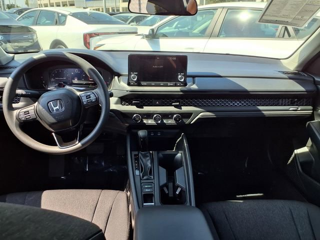Used 2025 Honda Accord LX image 12