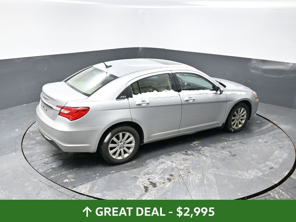 Used 2011 Chrysler 200 Touring image 12