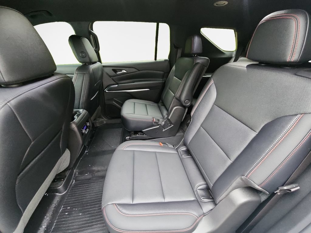 Certified 2026 Chevrolet Traverse Z71 w/ LPO, Floor Liner Package AWD/4WD image 26