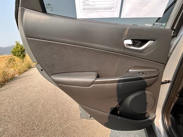 Used 2023 Hyundai Kona Limited image 34