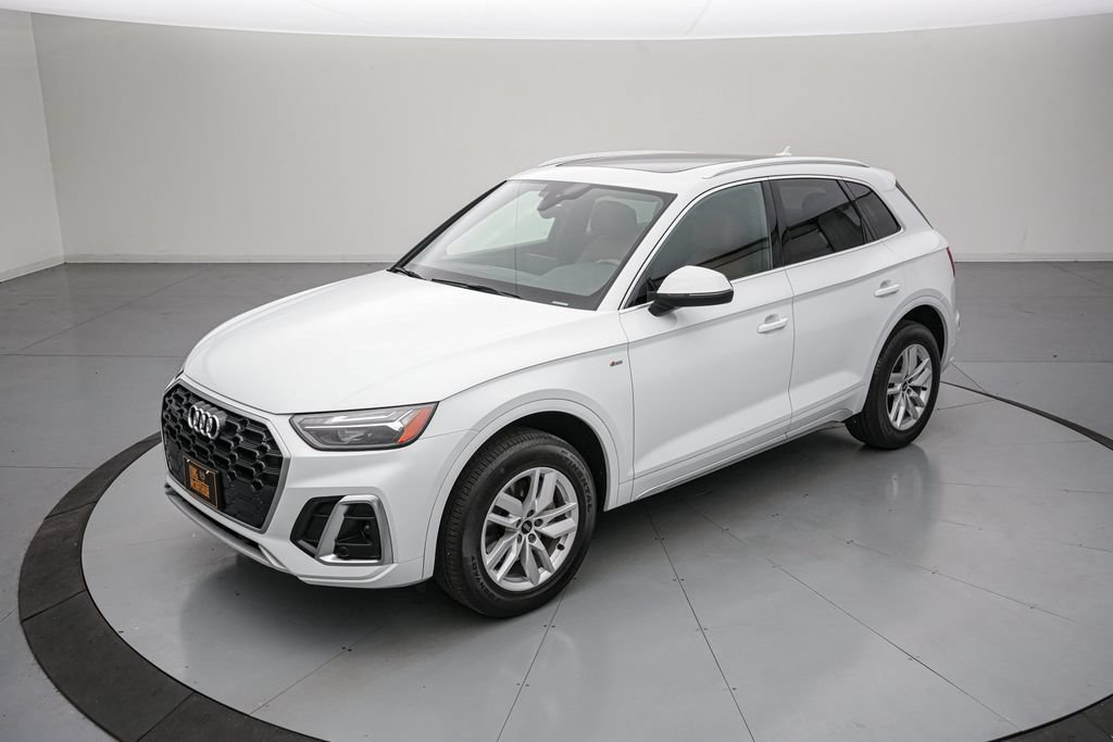 Used 2023 Audi Q5 2.0T Premium w/ Convenience Package AWD/4WD image 8