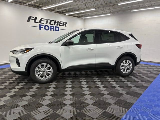 New 2026 Ford Escape Active w/ Active Premium Tech Pack image 3
