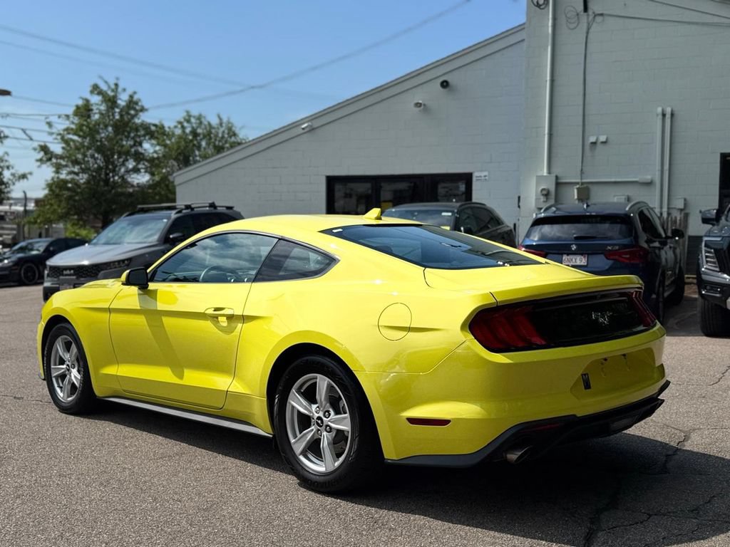 Used 2021 Ford Mustang Coupe RWD image 4