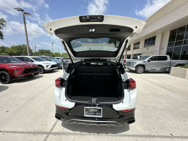 Certified 2025 Buick Encore GX Sport Touring w/ Advanced Technology Package FWD image 31