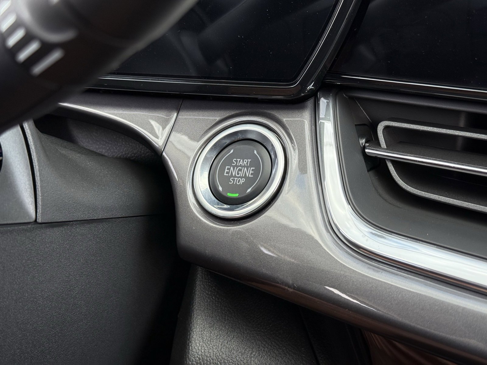 New 2026 Chevrolet Trax ACTIV w/ Sunroof Package image 21