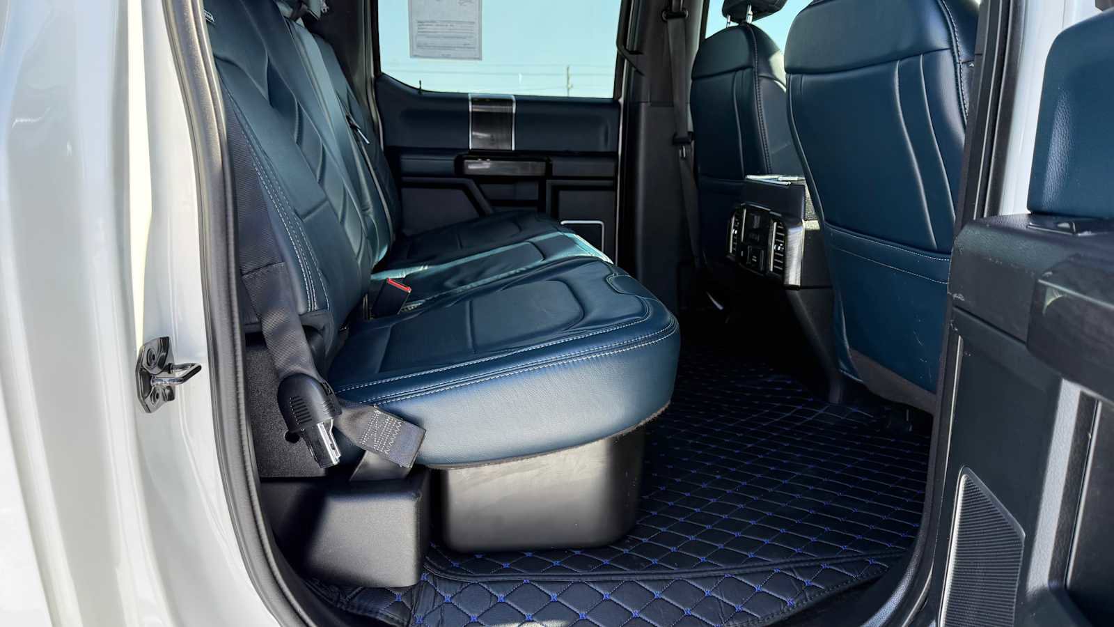 Used 2018 Ford F150 Limited w/ Trailer Tow Package image 11