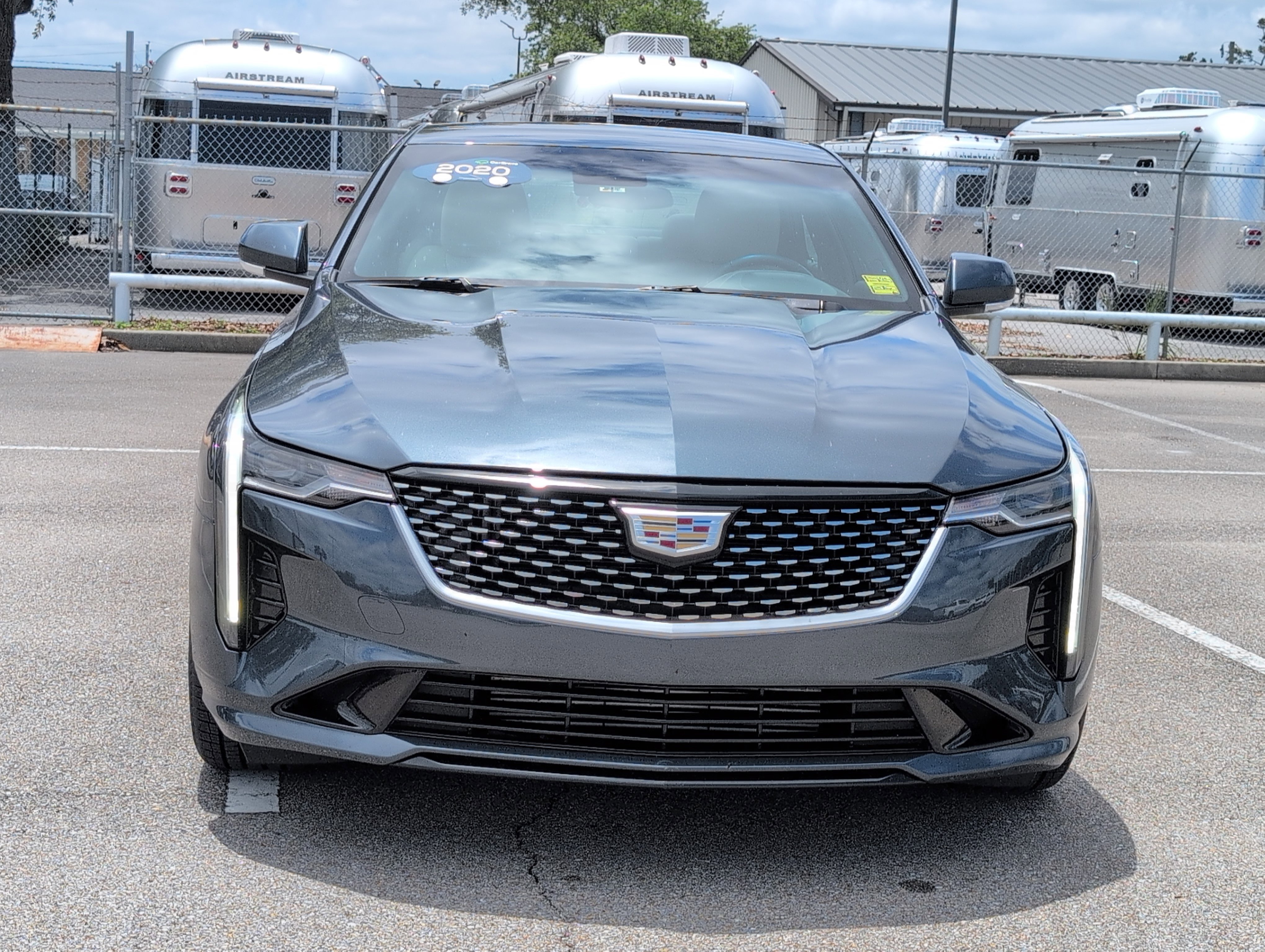 Used 2020 Cadillac XT4 Premium Luxury FWD image 9