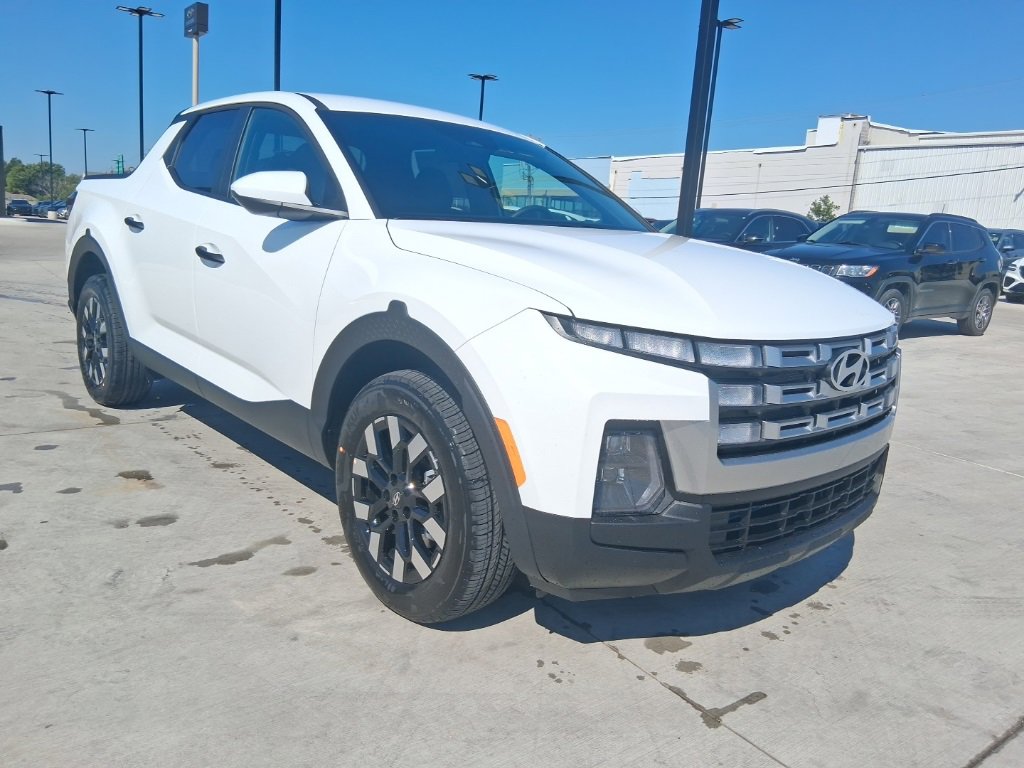 New 2026 Hyundai Santa Cruz SE image 3