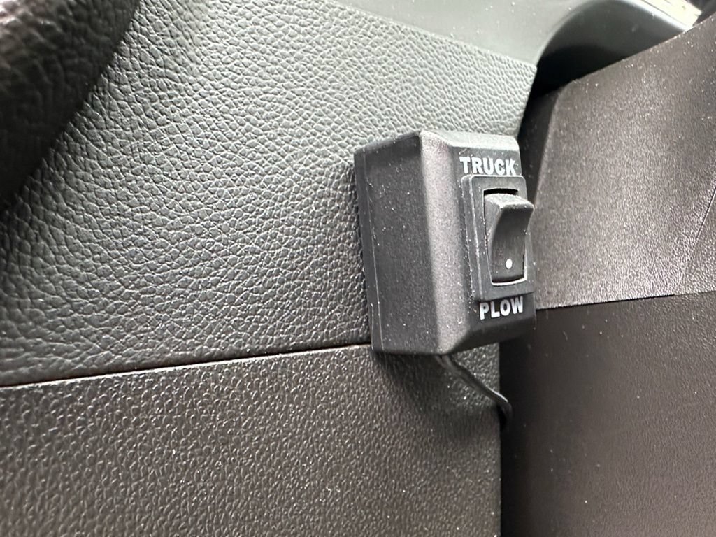 Used 2022 Chevrolet Silverado 3500 W/T w/ WT Convenience Package AWD/4WD image 17