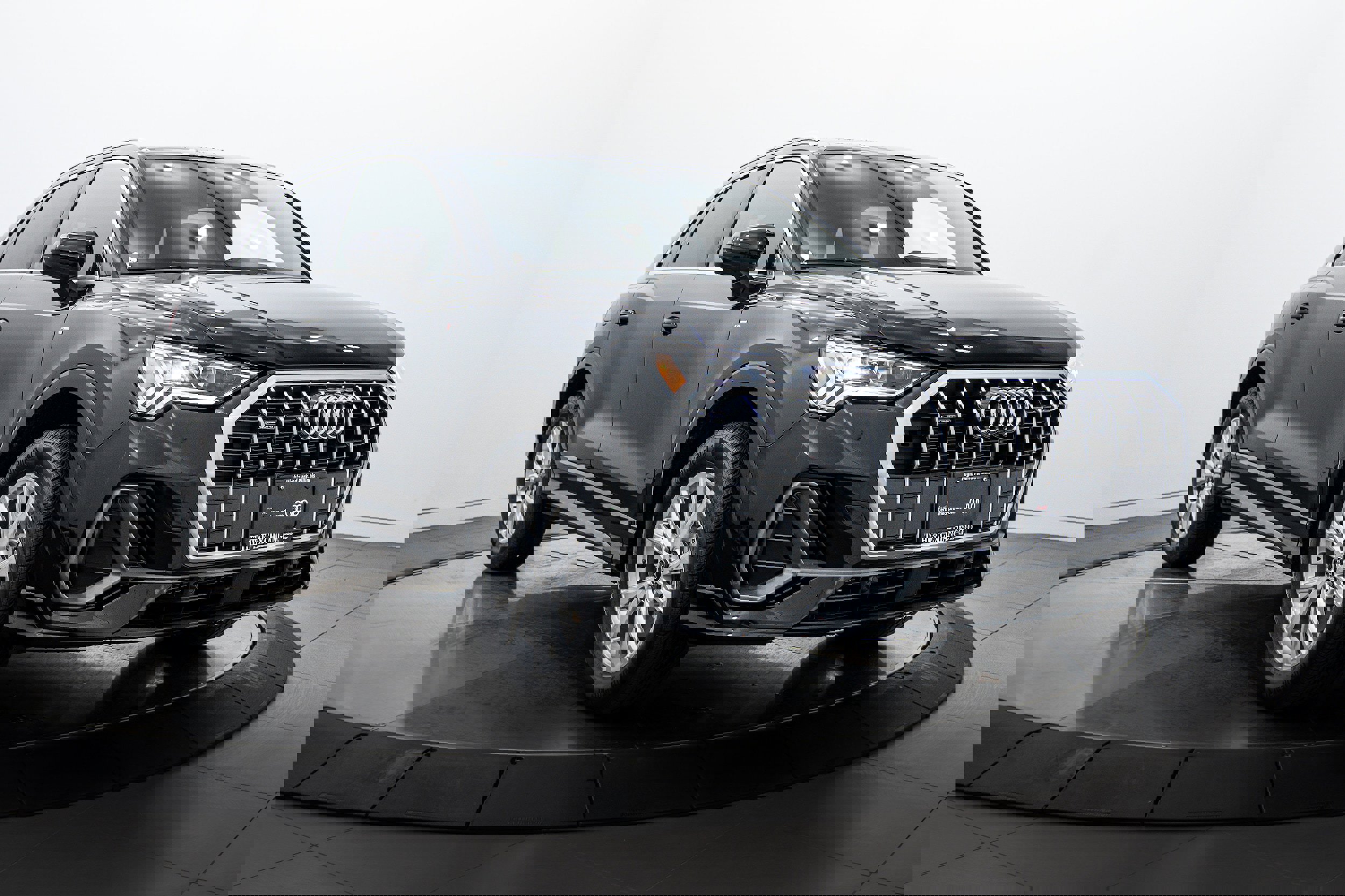 Certified 2025 Audi Q3 2.0T Premium