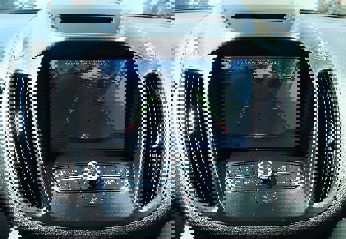 Used 2018 Ford Escape SE image 47