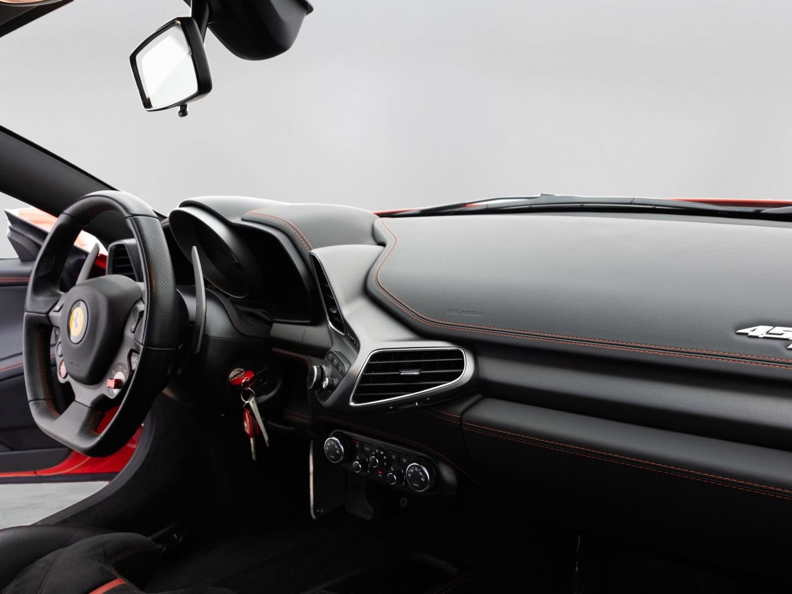 Used 2012 Ferrari 458 Italia Coupe RWD image 22