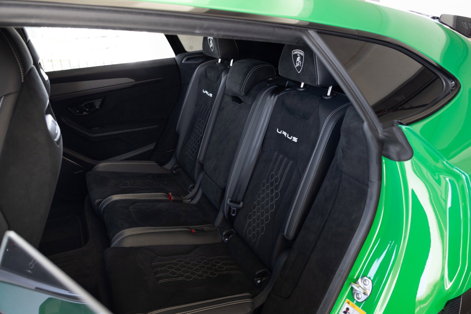 Used 2023 Lamborghini Urus Performante AWD/4WD image 65