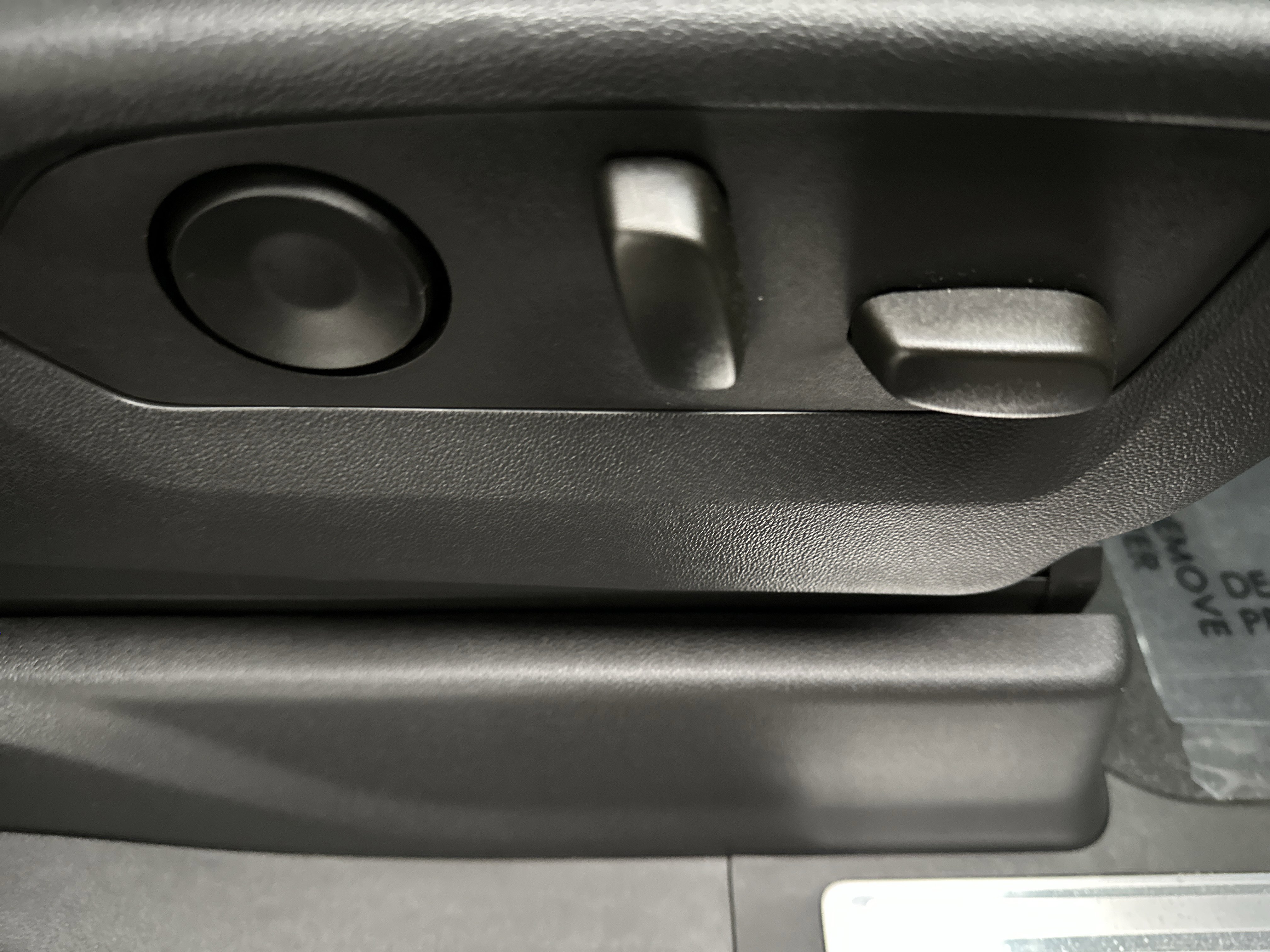 Used 2023 Chevrolet Silverado 1500 LTZ AWD/4WD image 27