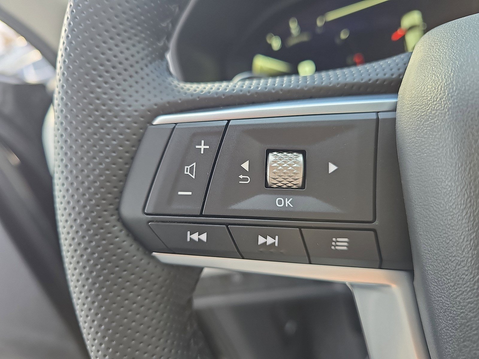 New 2026 Mitsubishi Outlander SEL AWD/4WD image 17