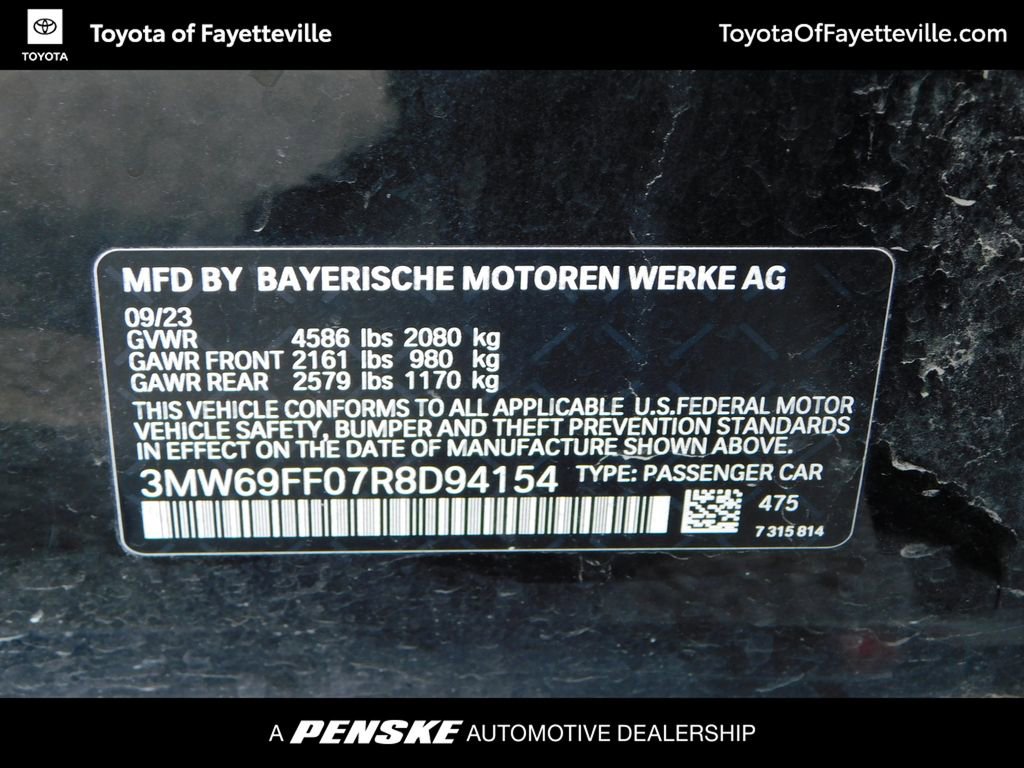 Used 2024 BMW 330i Sedan w/ Premium Package image 10