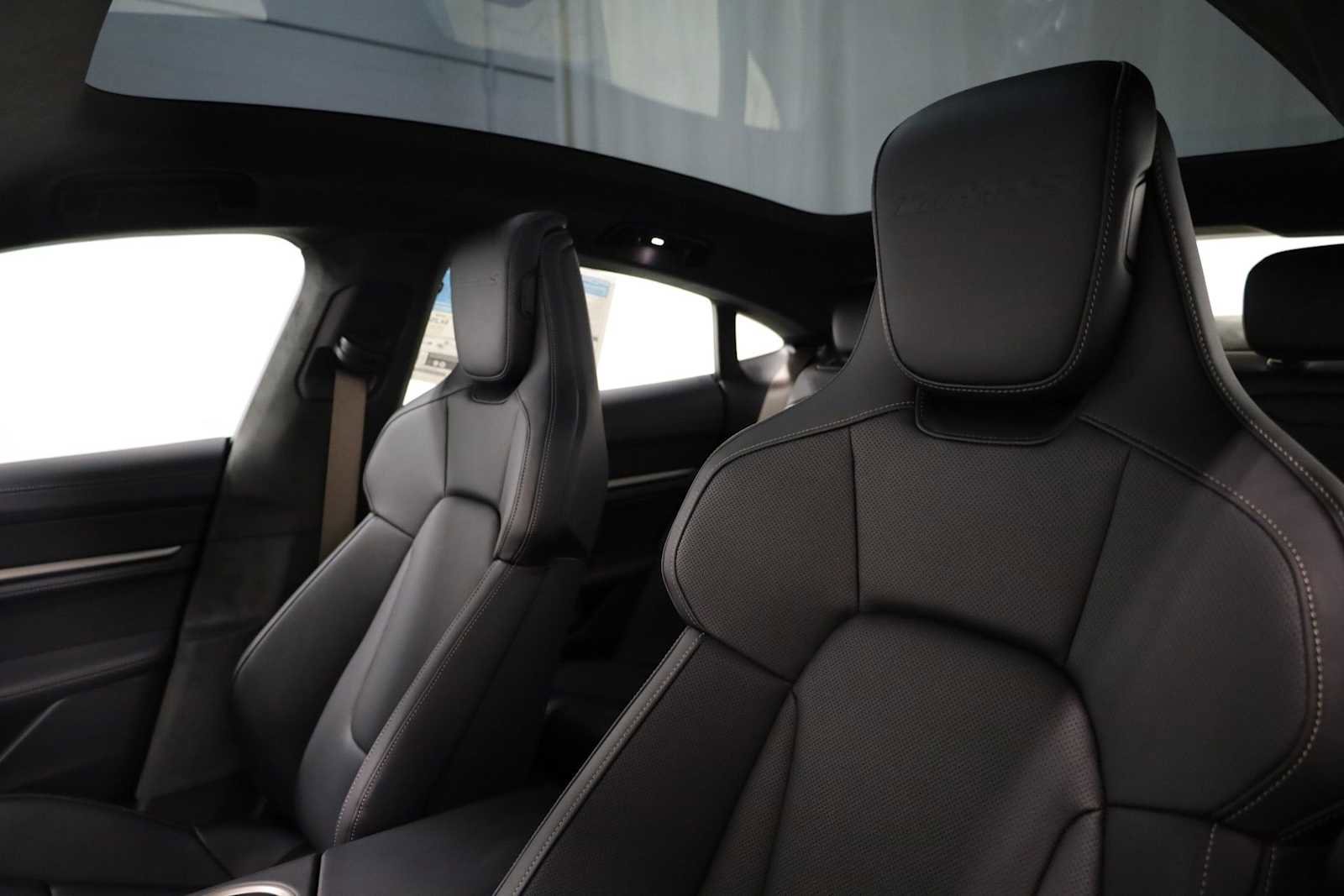 New 2025 Porsche Taycan Turbo image 19