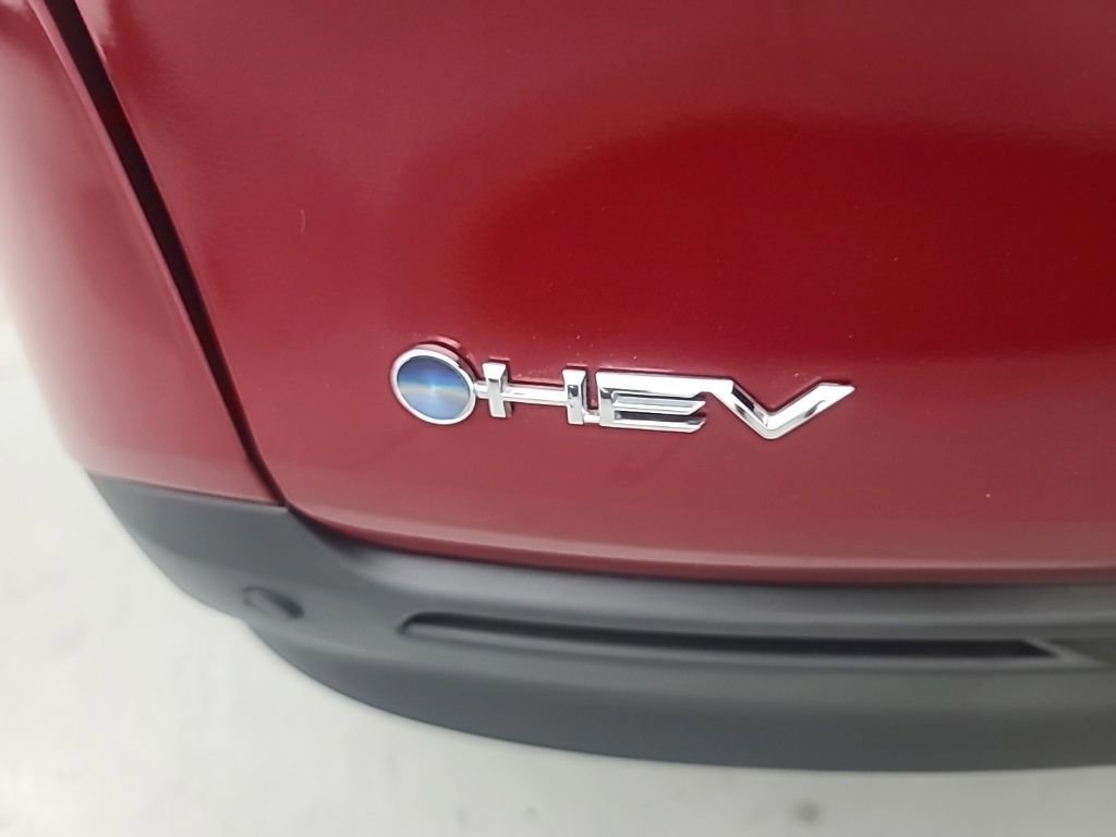 Used 2026 Toyota Sienna XLE image 12